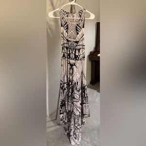 Black & White Sleeveless flowy Cutout Midi Dress Art Nouveau Pattern